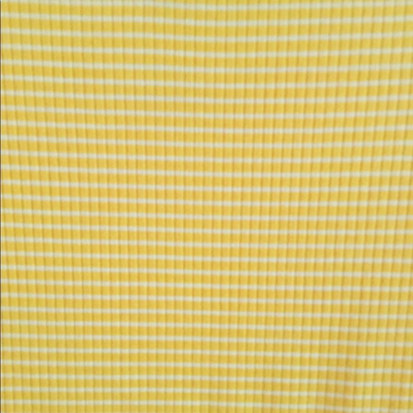 Short Sleeve Top - Picture 2 of 7